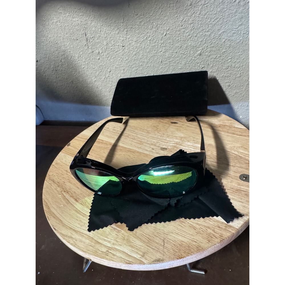 PRIVE REVAUX Adriana Lima Sunglasses Black Frame‎ Green Mirrored Lens Designer